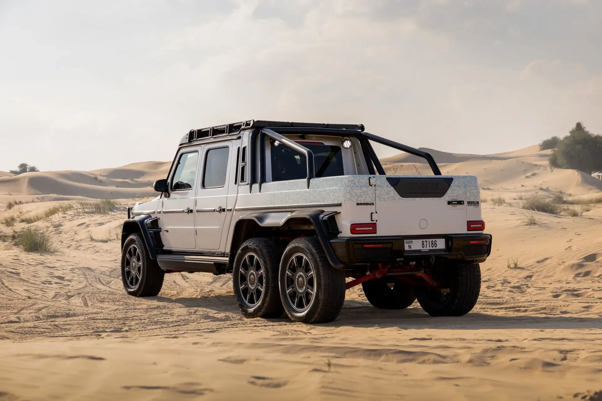 梅赛德斯-奔驰 Brabus XLP 800 6x6 2024