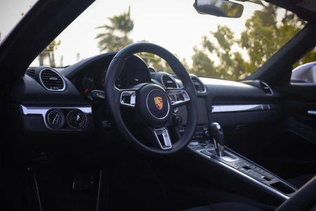 Porsche 718 Boxster 2023 - Image 2