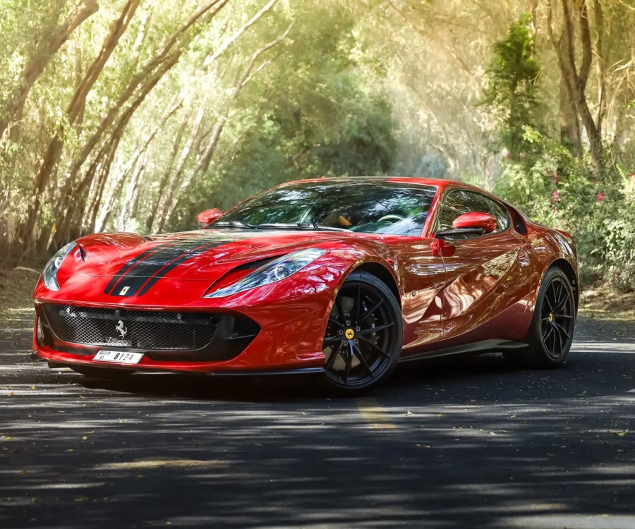 Ferrari 812 Superfast 2021