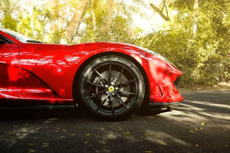 Ferrari 812 Superfast 2021 - Image 2