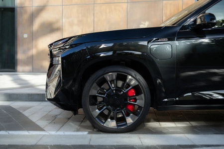 BMW XM 2023 - Image 4