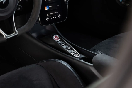 McLaren Artura 2024 - Image 4