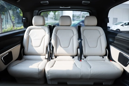 Mercedes Benz V Class 2014 - Image 1