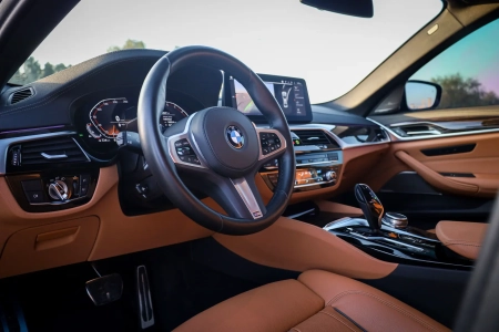 BMW 5 Series 2024 - Image 4